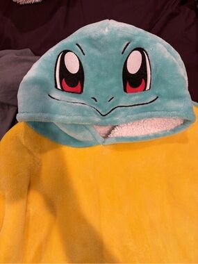 Pokémon Squirtle Hoodie Blanket Cozy
